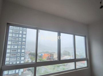 Apartamento · 48m² · 2 Quartos · 1 Vaga · Apartamento de 2 quartos, elevador e 1 vaga no bairro Jardim Leopoldina.