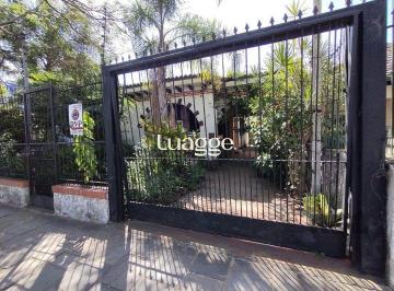 Comercial · 200m² · 4 Vagas · Casa comercial térrea na Av. Aparício Borges - bairro Teresópolis