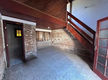 Casa · 200m² · 3 Quartos · 2 Vagas · Casa de 3 dormitórios a Venda no Bairro Ponta Grossa - Porto Alegre