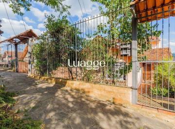 Casa · 256m² · 6 Quartos · 4 Vagas · Casa de 6 dormitórios à venda No Bairro Jardim do Salso - Porto Alegre