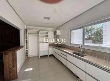 Casa · 140m² · 2 Quartos · 2 Vagas · Casa com Vista Privilegiada e 2 Vagas no Jardim Floresta