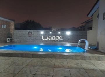 Casa · 100m² · 3 Quartos · 5 Vagas · Casa à venda, com piscina em Arroio do Silva, SC