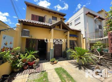 Casa · 180m² · 4 Quartos · 1 Vaga · Casa à venda - em Santo Antônio