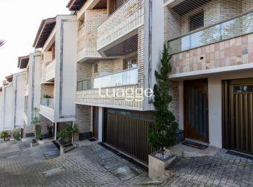 Casa · 232m² · 3 Quartos · 2 Vagas · Casa em condominio