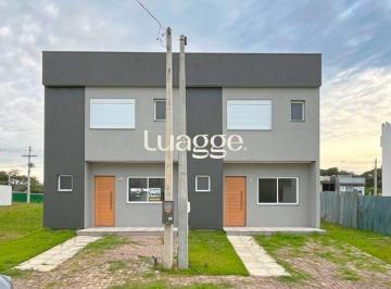 .JPEG+2025-05-08 · Casa Condominio em Porto Alegre, no bairro Campo Novo, com 3 dormitório(s), e 3