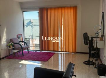 Comercial · 49m² · 1 Quarto · Sala comercial no bairro Cavalhada.