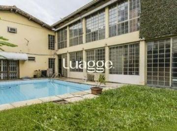 Casa · 340m² · 5 Quartos · 4 Vagas · Casa sobrado no bairro Auxiliadora de 5 dormitórios e 4 vagas