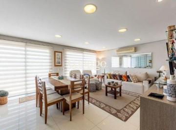 Apartamento · 224m² · 3 Quartos · 1 Vaga · Cobertura no Bairro Auxiliadora, 3 dormitórios, 1 suíte, churrasqueira e vaga co