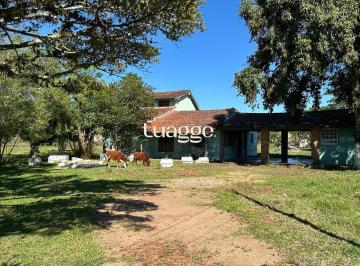 Casa · 100m² · 3 Quartos · 1 Vaga · SÍTIO DE 4.600M² EM ITAPUÃ