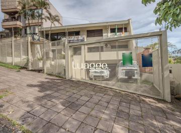 Casa · 250m² · 3 Quartos · 3 Vagas · Casa sobrado no Menino Deus de 3 dormitórios e 3 vagas