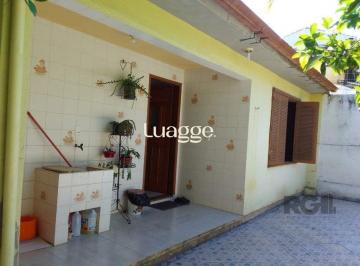 Casa · 244m² · 4 Quartos · Casa de 4 quartos com 243,58m² no Bairro Lomba do Pinheiro