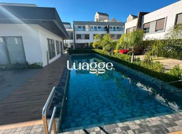 Casa · 185m² · 3 Quartos · 2 Vagas · Casa em Condomínio com Terraço e Lazer Completo