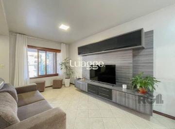 Casa · 121m² · 3 Quartos · 2 Vagas · Excelente casa de 121m² com 3 dormitórios e 2 vagas.