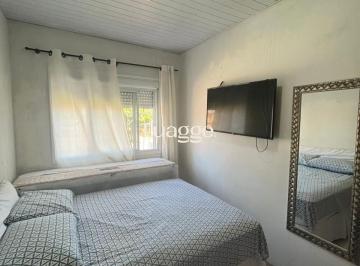 Casa · 56m² · 2 Quartos · 1 Vaga · Casa térrea com pátio no Winter Park por 221 Mil!