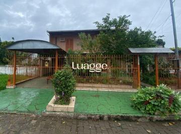 Casa · 170m² · 2 Quartos · 3 Vagas · Ótima casa de dois pavimentos localizada no Bairro Restinga
