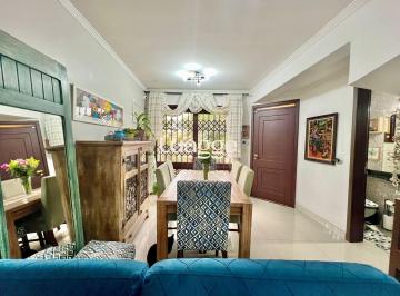 Casa · 163m² · 3 Quartos · 2 Vagas · Casa à Venda em Sarandi - 3 Dormitórios, 1 Suíte, 2 vagas