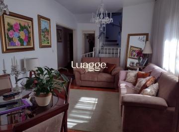 Casa · 240m² · 4 Quartos · 2 Vagas · Casa à venda - em Partenon