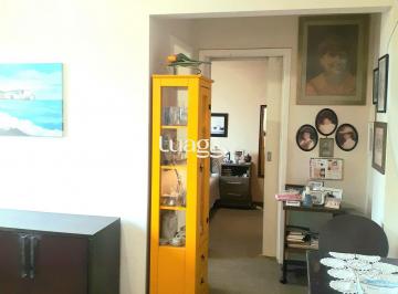 Apartamento · 38m² · 1 Quarto · Vende-se apartamento com 1 quarto e 38m² - Bom Fim