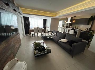 Apartamento · 132m² · 3 Quartos · 2 Vagas · Apartamento Reformado 3 Dorm 1 Suíte, Elevador e 2 Vagas em Novo Hamburgo