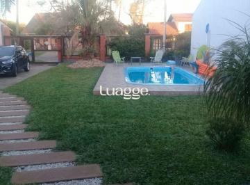 Casa · 90m² · 4 Quartos · 4 Vagas · Casa Residencial 4 dorm à Venda no Centro de Imbé