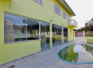 Casa · 280m² · 2 Quartos · 3 Vagas · Casa com pátio, piscina e churrasqueira, no Bairro Nonoai