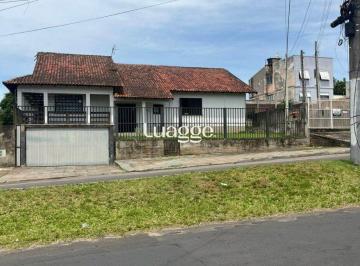 Casa · 150m² · 3 Quartos · 4 Vagas · Casa de 3 dormitórios e 4 vagas de garagem em Cachoeirinha.