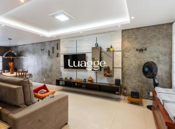 Casa · 96m² · 2 Quartos · 2 Vagas · Sobrado com 2 suites e 2 vagas de garagem - Bairro Guarujá