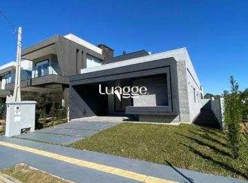 Casa · 150m² · 3 Quartos · 2 Vagas · Casa à venda - no Centro