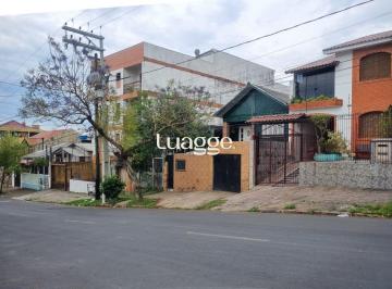 Casa · 70m² · 2 Quartos · 1 Vaga · Chalé e edícula em Terreno plano e bem localizado! Ótima oportunidade para inves