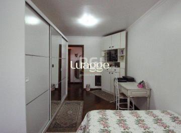 Casa · 280m² · 3 Quartos · 2 Vagas · Casa para Venda - 280m², 3 dormitórios, 2 vagas - Petrópolis