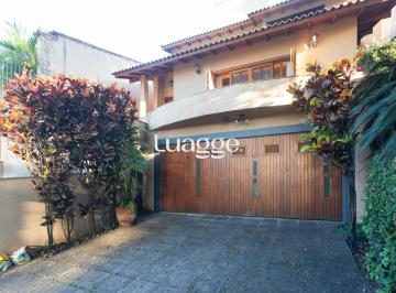 Casa · 316m² · 4 Quartos · 2 Vagas · Casa no Chácara das Pedras com piscina e 316m2