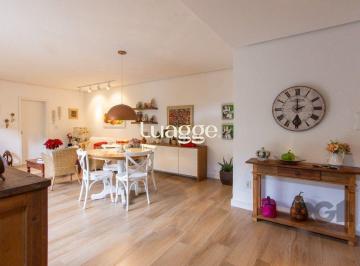 Casa · 271m² · 5 Quartos · 4 Vagas · Casa térrea, 3 quartos, edícula, com 2 suites, pátio - Bairro Guarujá