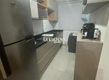 Apartamento · 44m² · 2 Quartos · 1 Vaga · Apartamento de 2 dormitórios, piscina e 1 vaga de garagem em Canoas.