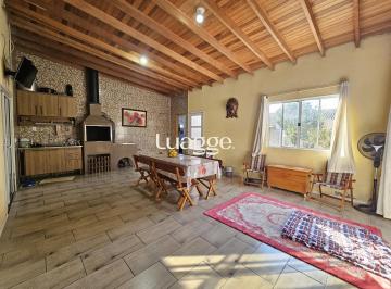 Casa · 44m² · 2 Quartos · 1 Vaga · Oportunidade Única! Casa Residencial com 2 Quartos, 2 Banheiros e 2 Vagas de Gar
