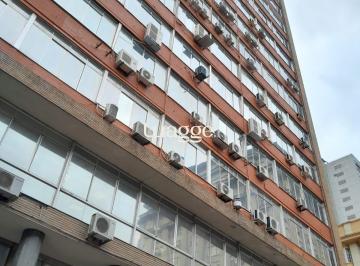 Comercial · 262m² · 8 Quartos · Salas com meio andar,para empresas ou órgãos públicos com 262,41m2 ,Centro