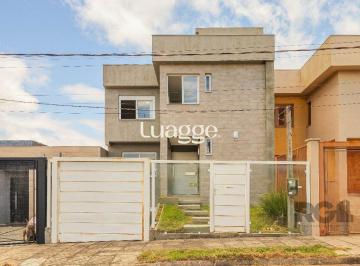Casa · 185m² · 3 Quartos · 2 Vagas · Sobrado, 185 metros quadrados privativo, com 3 quartos, 1 suíte, Living e cozinh