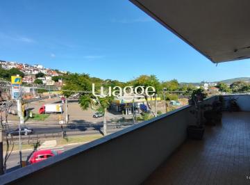 Apartamento · 251m² · 4 Quartos · Apartamento de 4 dormitórios, 2 suítes, living amplo e arejado com sacada.