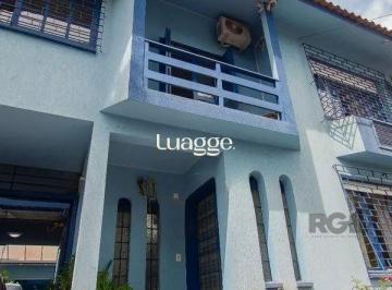 Casa · 315m² · 4 Quartos · 3 Vagas · casa sobrado com 4 dormitórios 3 vagas e pátio e piscina