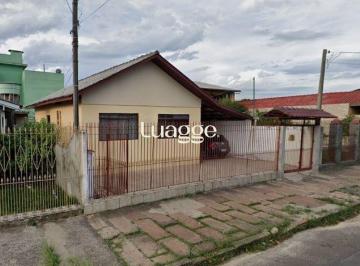 Casa · 80m² · 2 Quartos · 2 Vagas · Casa no Sarandi de 2 dormitórios e pátio com piscina