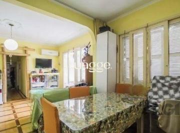 Apartamento · 106m² · 3 Quartos · Apartamento de 3 dormitórios no bairro Rio Branco