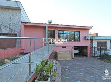 Casa · 500m² · 5 Quartos · 5 Vagas · Casa para Venda - 500m², 5 dormitórios, sendo 2 suites, 5 vagas - Menino Deus