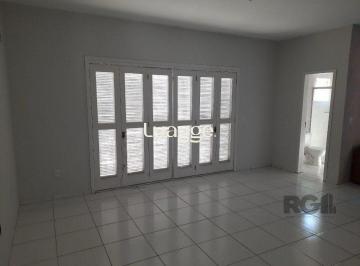 Comercial · 220m² · Oportunidade Imperdível: Prédio com 4 Apartamentos, Pátio e 2 Vagas de Garagem