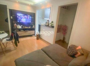 Apartamento · 46m² · 2 Quartos · Apartamento de 1 dormitório semi mobiliado com sacada no Praia de Belas...