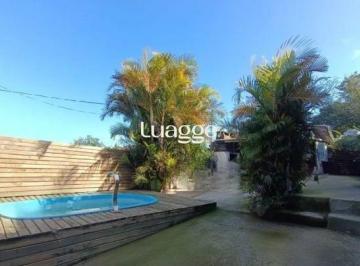 Casa · 100m² · 2 Quartos · 4 Vagas · Casa no bairro Jardim do Salso com 2 dormitórios e 4 vagas