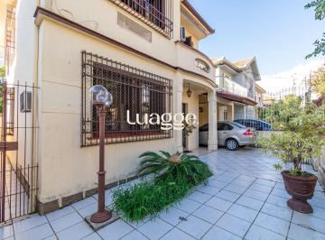 Casa · 160m² · 3 Quartos · 2 Vagas · Casa à venda - em Azenha