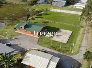 Casa · 371m² · 3 Quartos · 5 Vagas · Sitio em Florianópolis