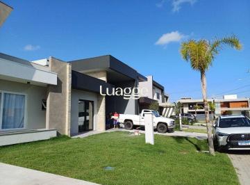Casa · 150m² · 3 Quartos · 2 Vagas · Casa à venda - no Centro