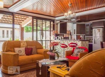 Casa · 337m² · 3 Quartos · 4 Vagas · Casa à venda - no Centro