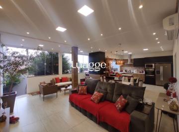 Casa · 225m² · 3 Quartos · 2 Vagas · Casa à venda - em Gravataí
