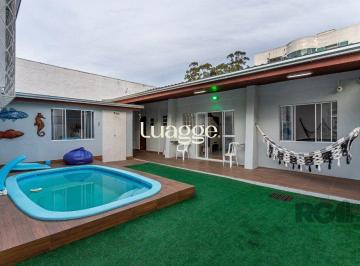 Casa · 157m² · 3 Quartos · 4 Vagas · Casa no Jardim do Salso de 3 dormitórios pátio e piscina